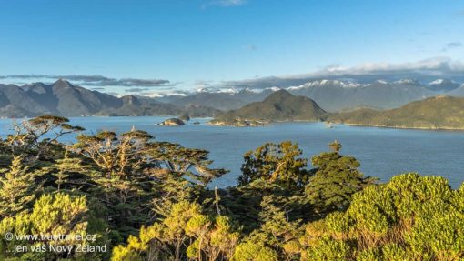 pohled-na-dusky-sound-fiordland-novy-zeland_1920x1080